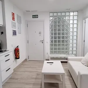Apartamento Apto Tanez New York Style, A, Madri